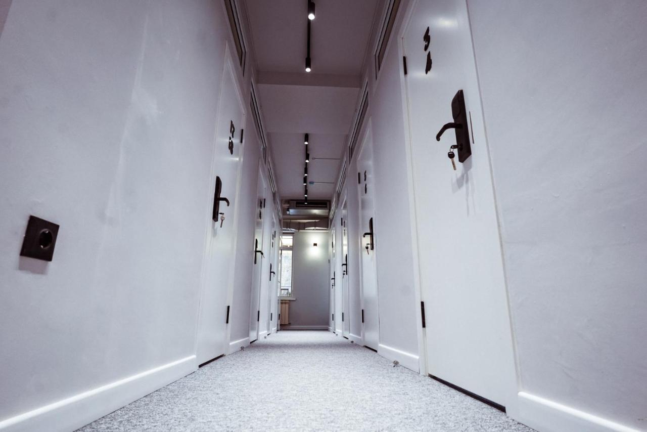 Aiva Hostel Biszkek Zewnętrze zdjęcie