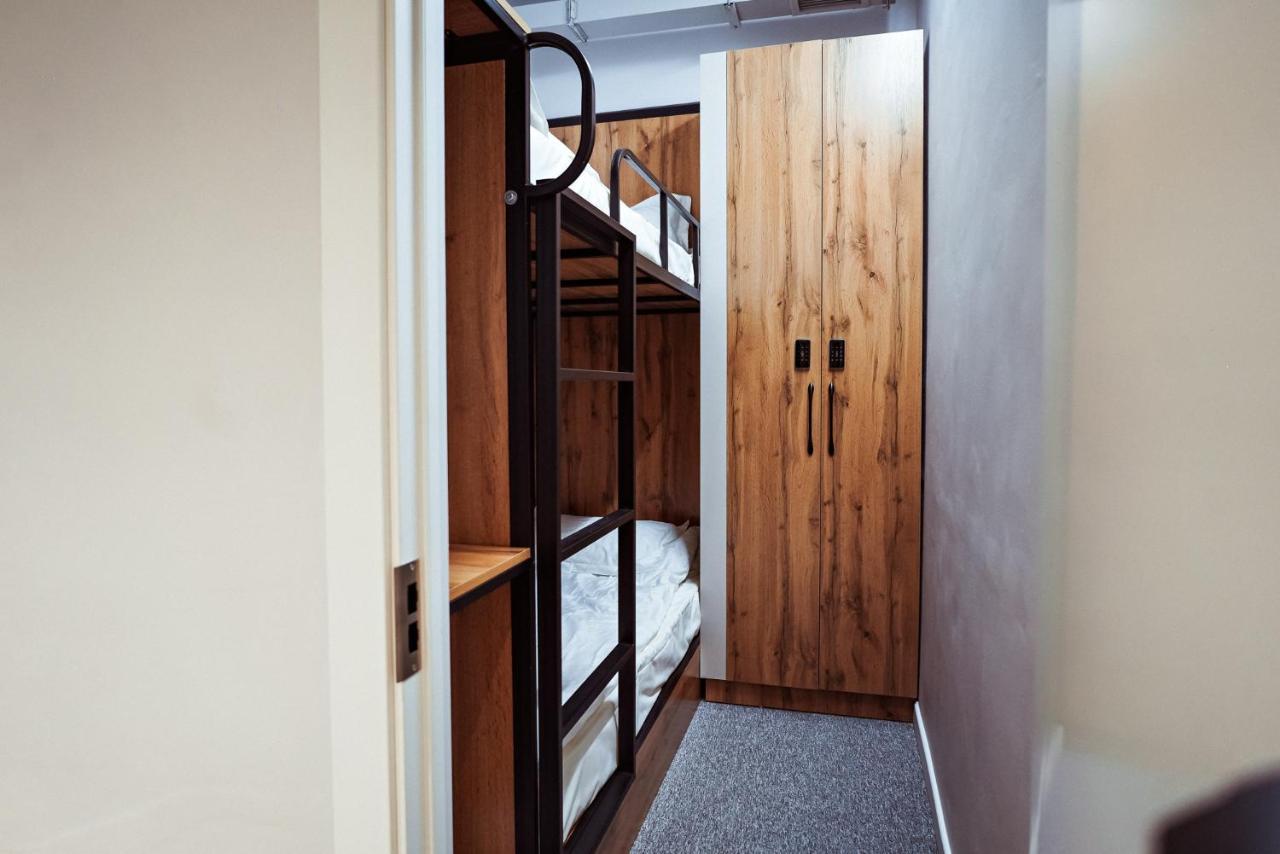 Aiva Hostel Biszkek Zewnętrze zdjęcie