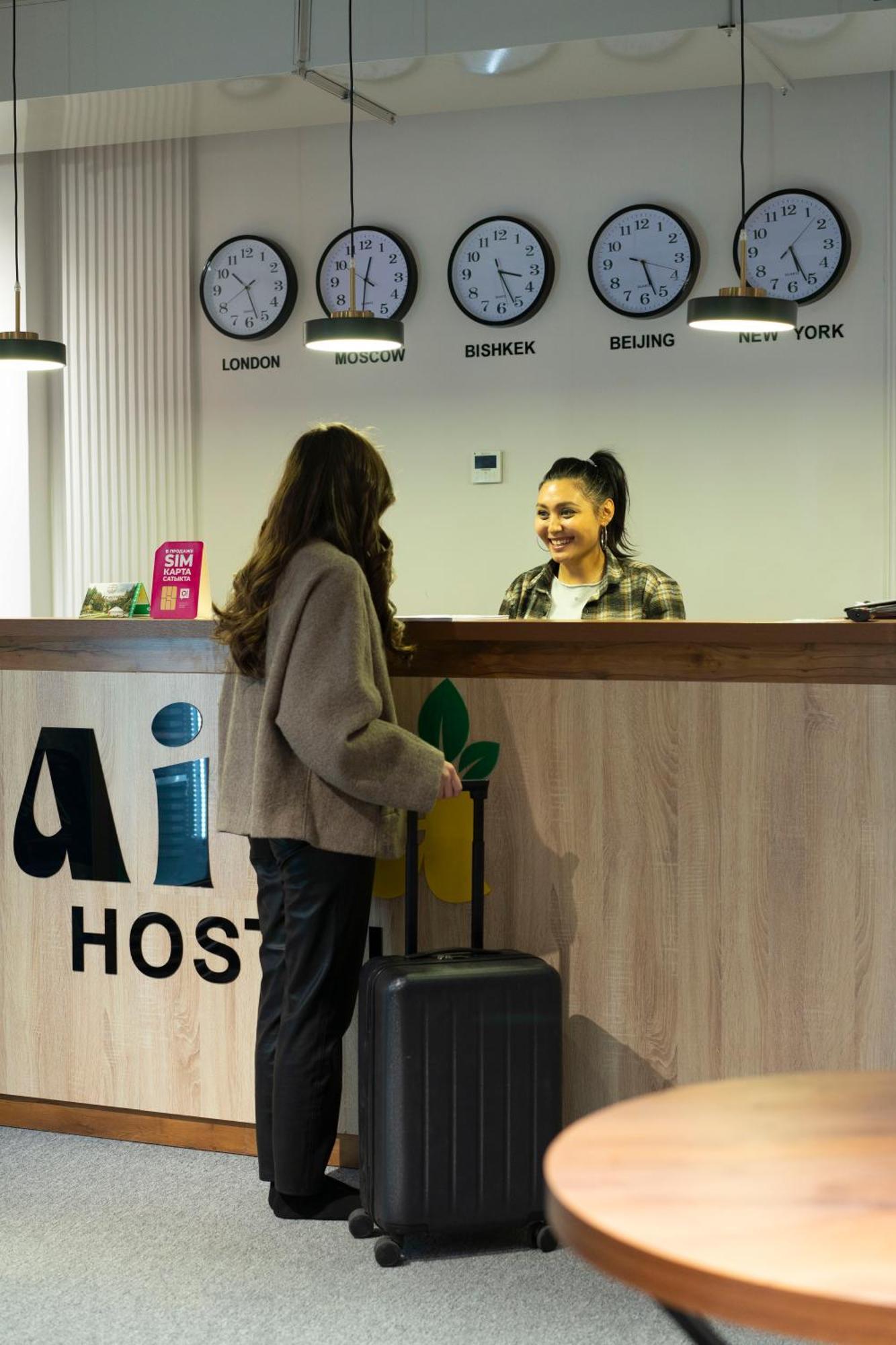 Aiva Hostel Biszkek Zewnętrze zdjęcie
