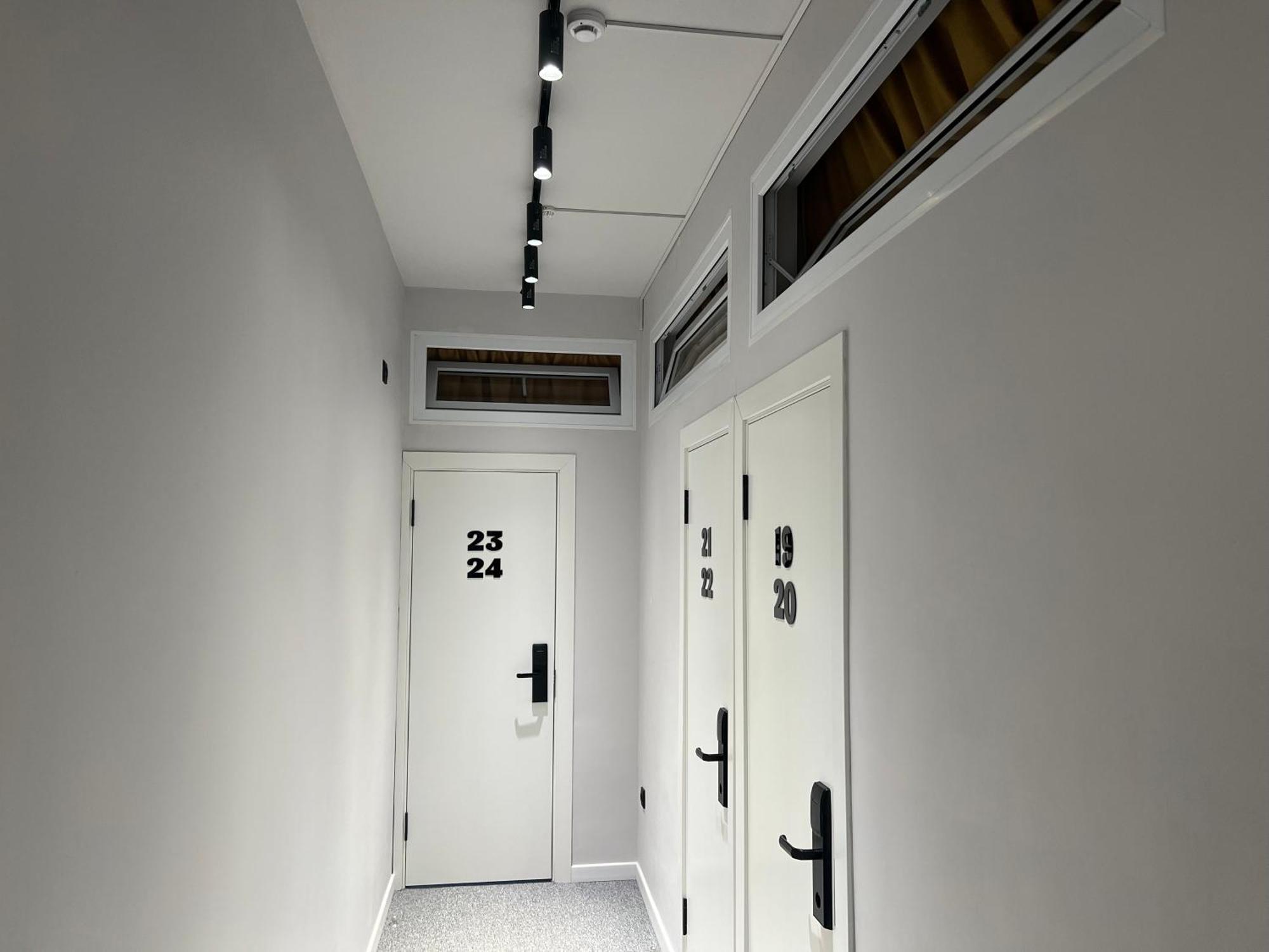 Aiva Hostel Biszkek Zewnętrze zdjęcie
